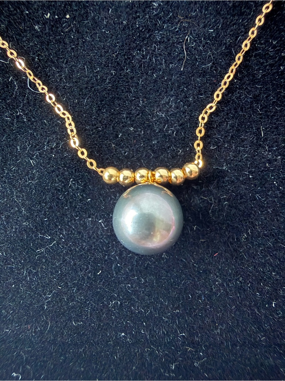 Solid 18k Necklace (18”) and High Lustre Peacock Tahitian  Pearl (9mm) - Picture 3 of 6